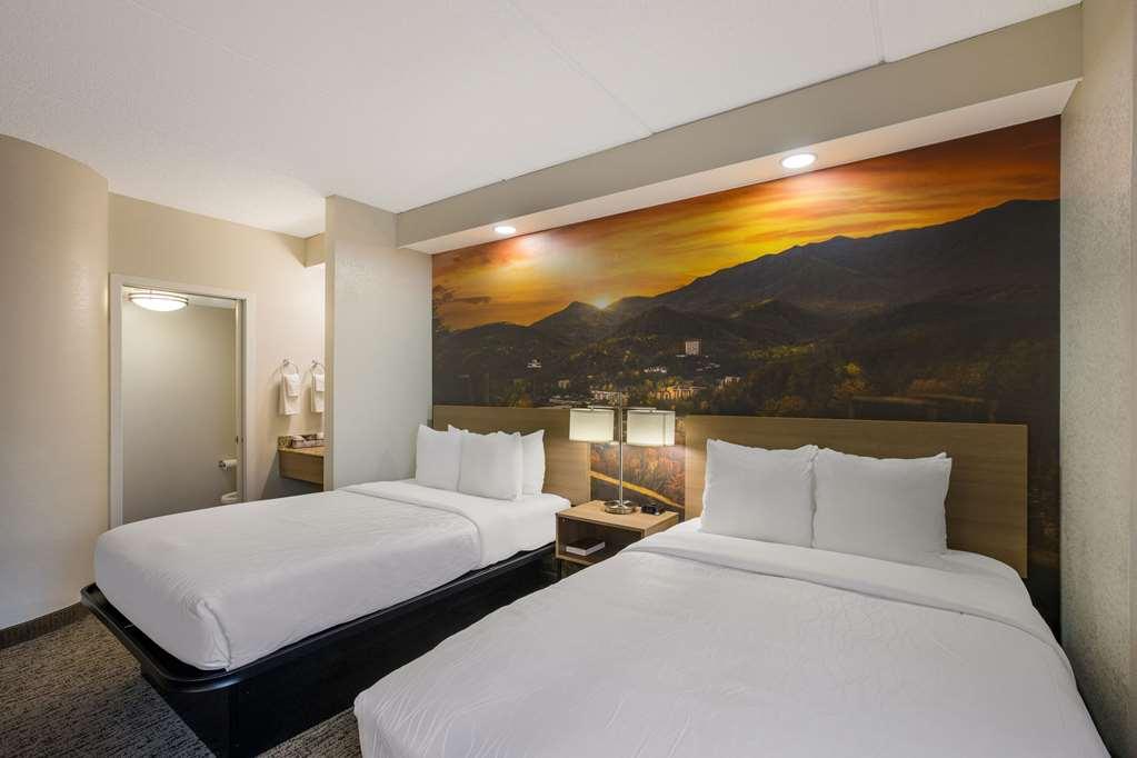 Clarion Pointe Sevierville-Pigeon Forge Værelse billede